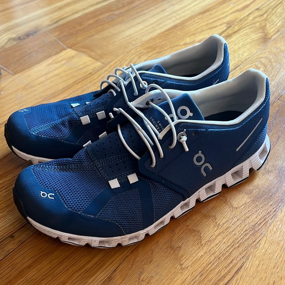 OnCloud shoes